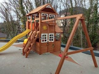 Детская деревянная площадка Клубный домик с качелями